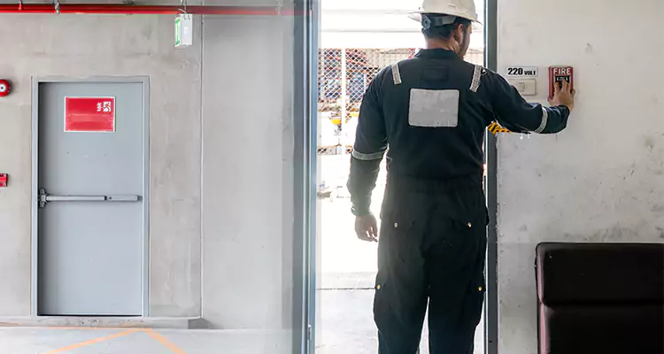 Emergency Fire Exit Door Repair in Meadow Woods, FL