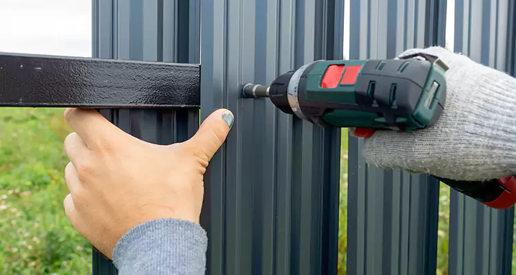 Metal Gate Repair in Meadow Woods, FL