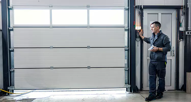 Modern Overhead Door Repair in Meadow Woods, FL