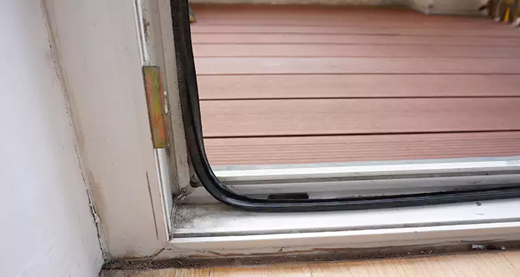 Why Choose Us for Leaking Sliding Glass Door Repair in Meadow Woods, FL?