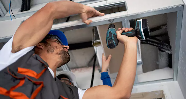 Emergency Overhead Door Repair in Meadow Woods, FL