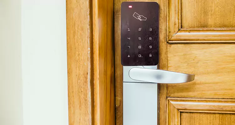 Keyless Hotel Door Locks Repair in Meadow Woods, FL