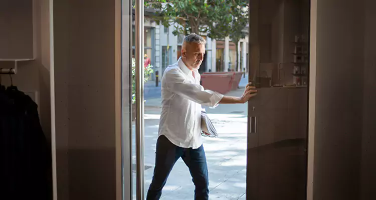 Reliable Pella Patio Door Repair Services for Opening Issues in Meadow Woods, FL