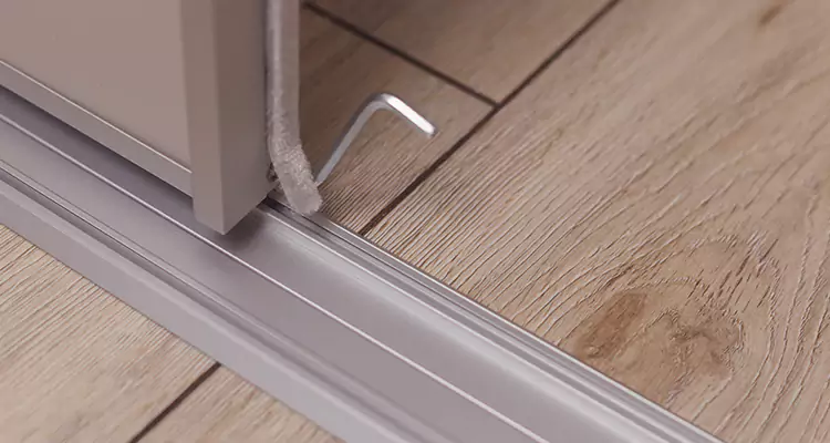 Squeaky Sliding Door Repair in Meadow Woods, FL