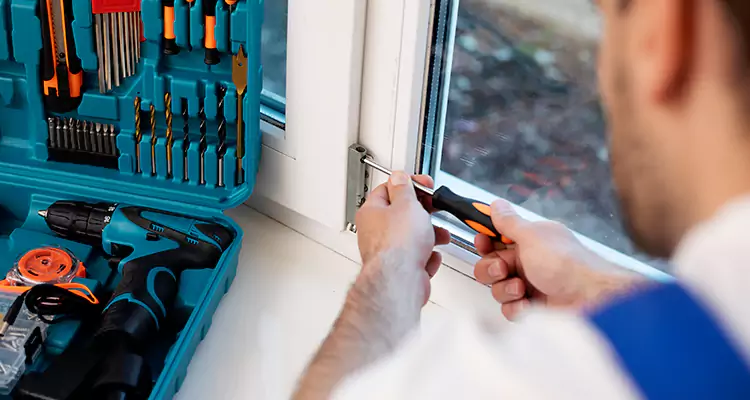 Mirrored Sliding Doors Replacement Expert in Meadow Woods, FL