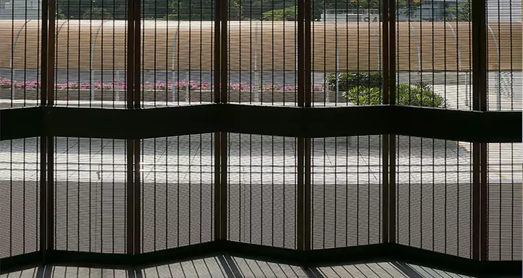 Sliding Screen Door Mesh Repair in [city field=name], [city field=ss]