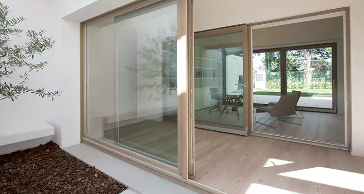 Sliding Screen Door Bottom Track Replacement in Meadow Woods, FL