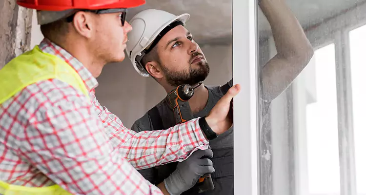 Vertical Crank Out Windows Repair in Meadow Woods, FL